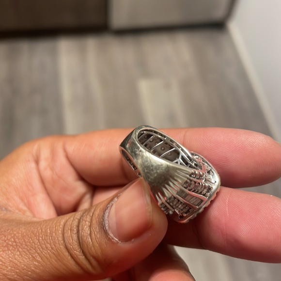 4ct Engagement Ring, Great condition, some scratches. - Picture 5 of 5